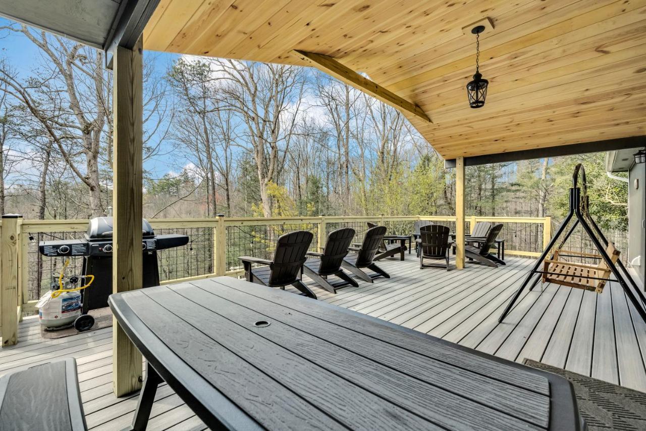 Whispering Winds, Hot Tub, Game Room, Wifi, 1089 Free Tickets Each Paid Day, Dollywood And More Gatlinburg Exterior photo