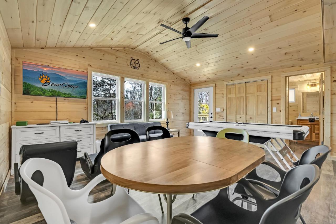 Whispering Winds, Hot Tub, Game Room, Wifi, 1089 Free Tickets Each Paid Day, Dollywood And More Gatlinburg Exterior photo