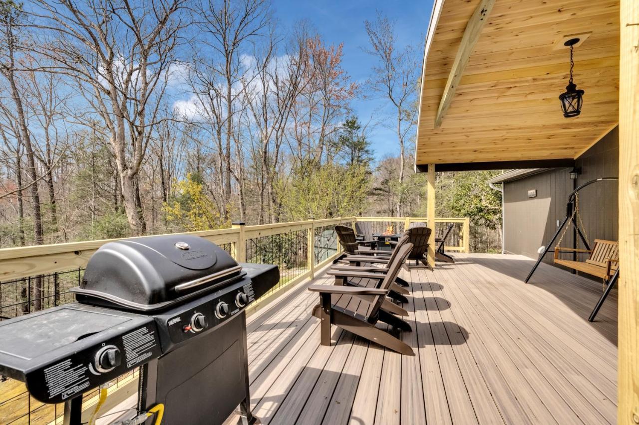 Whispering Winds, Hot Tub, Game Room, Wifi, 1089 Free Tickets Each Paid Day, Dollywood And More Gatlinburg Exterior photo